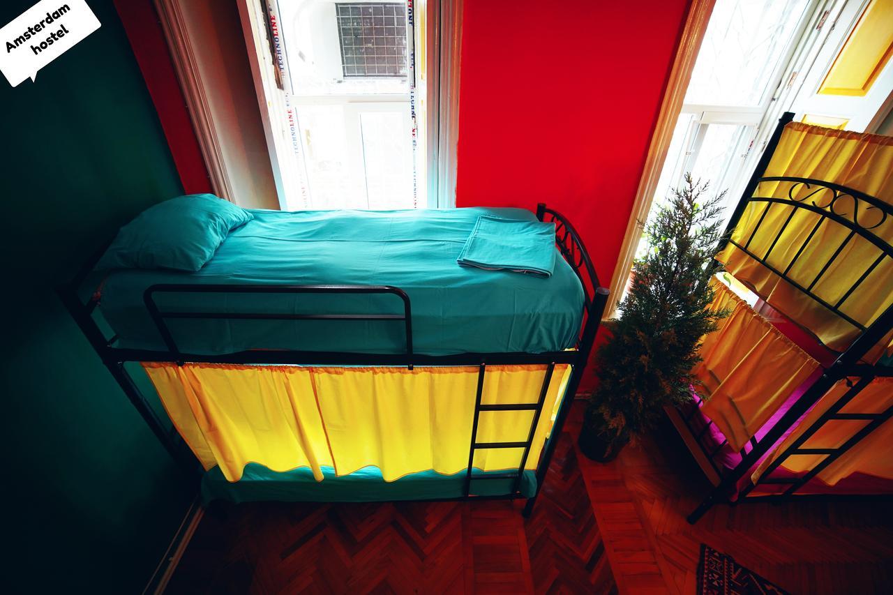 Amsterdam Hostel バクー エクステリア 写真