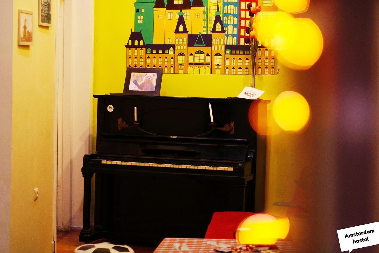 Amsterdam Hostel バクー エクステリア 写真