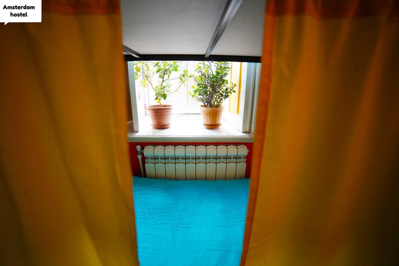 Amsterdam Hostel バクー エクステリア 写真