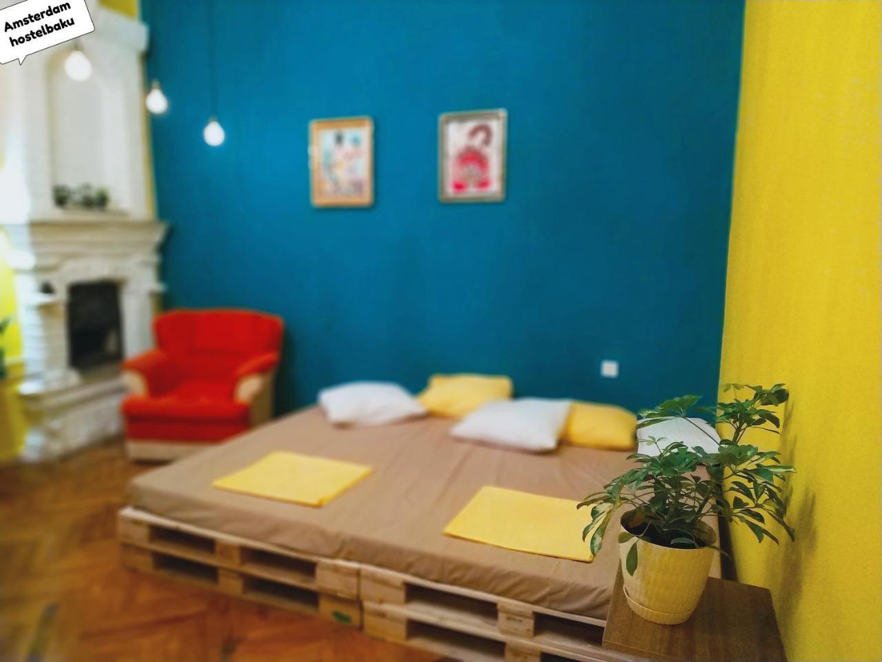 Amsterdam Hostel バクー エクステリア 写真
